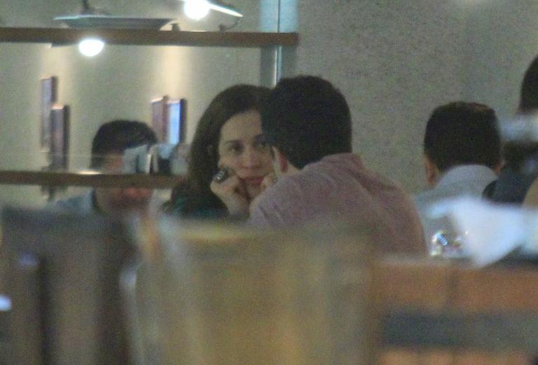 Claudia Raia janta com o namorado Jarbas Homem de Mello