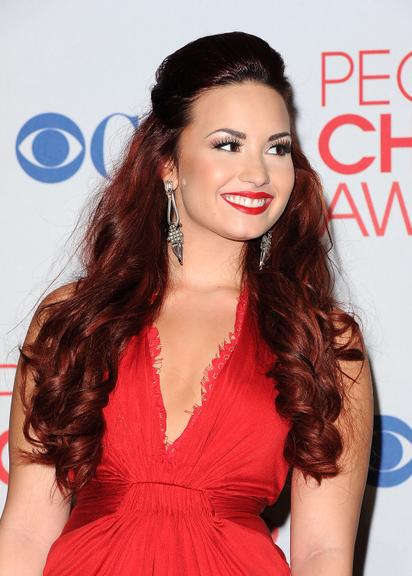 Demi Lovato será colega de Britney Spears na bancada do The X Factor USA em 2012