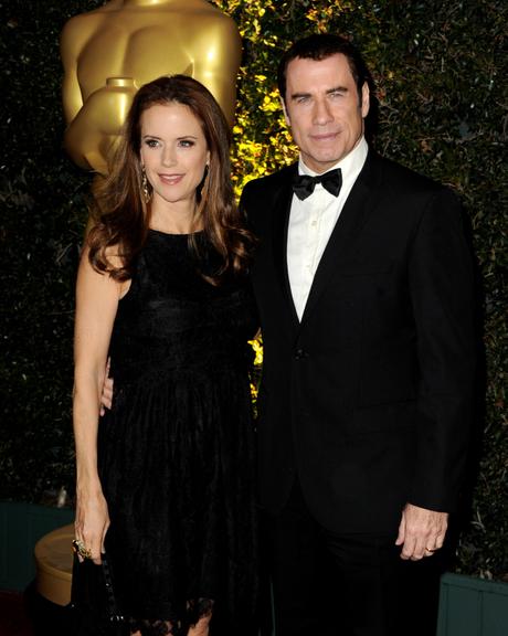 John Travolta é casado com a atriz Kelly Preston desde 1991. Eles tiveram três filhos: Jett, nascido em 1992, que faleceu devido a uma convulsão em 2009, Ella Bleu, nascida em 2000 e Benjamim, nascido em 2010