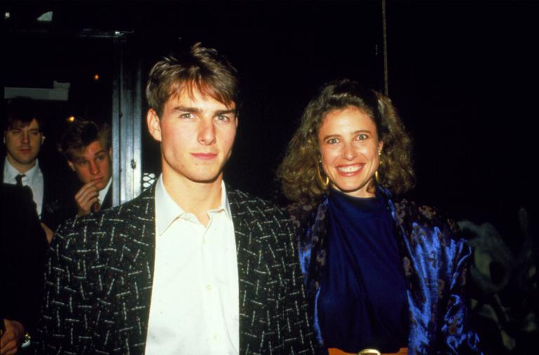 Ainda nos 80, Tom Cruise e Mimi Rogers se casaram. Foi o primeiro de três casamentos do astro