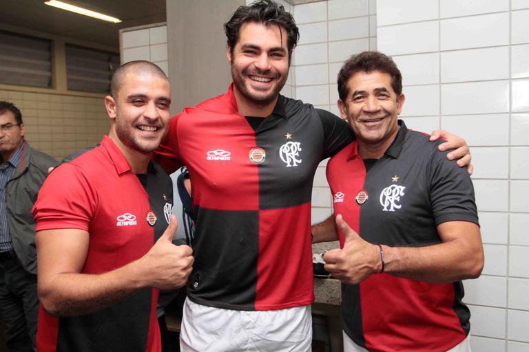 Diogo Nogueira,Thiago Lacerda e Nunes