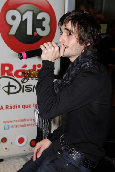 Fiuk durante show em rádio