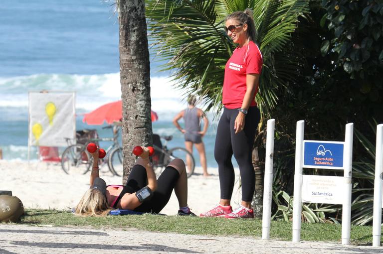 Susana Werner treina em uma série de exercícios no Rio de Janeiro