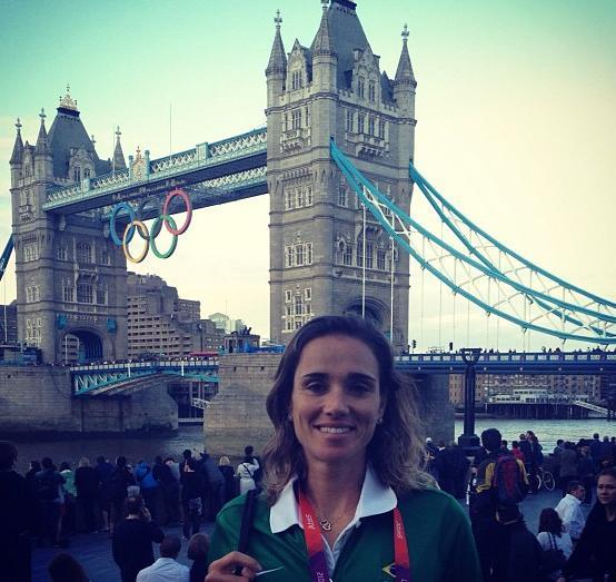 Fabiana Beltrame, do remo do Brasil, faz turismo em Londres