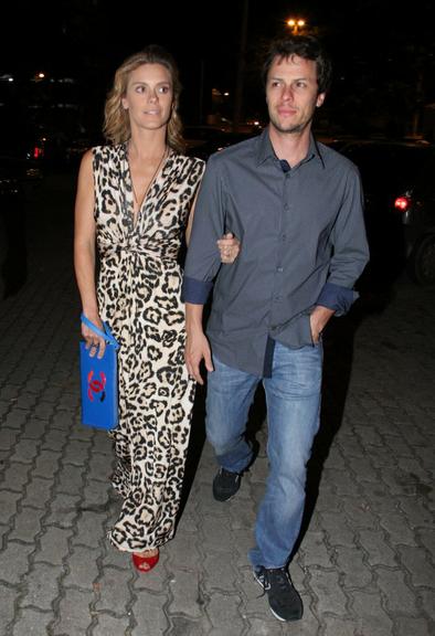 Carolina Dieckmann com o marido Tiago Worcman