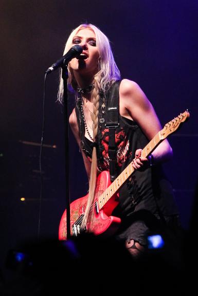 Taylor Momsen se apresenta com sua banda The Pretty Reckless em São Paulo