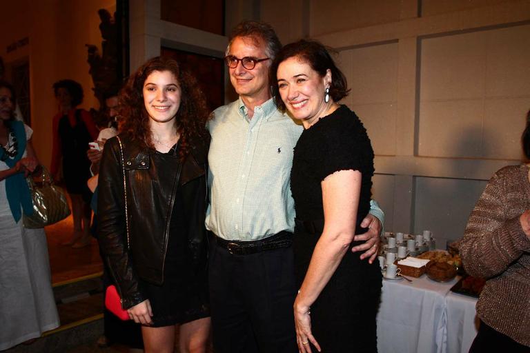 Lilia Cabral com o marido Iwan Figueiredo, e a filha, Giulia