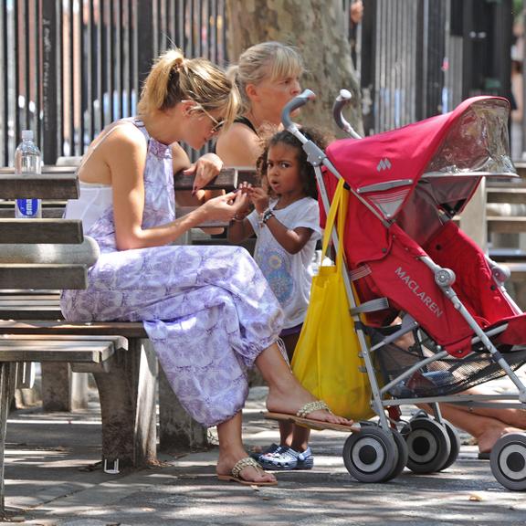 Heidi Klum se diverte com os filhos por Nova York