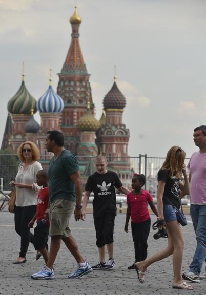 Filhos de Madonna visitam o Kremlin