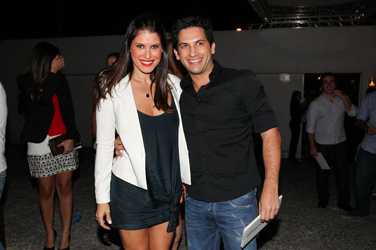 Ana Luiza Castro e o namorado Pedro Navio