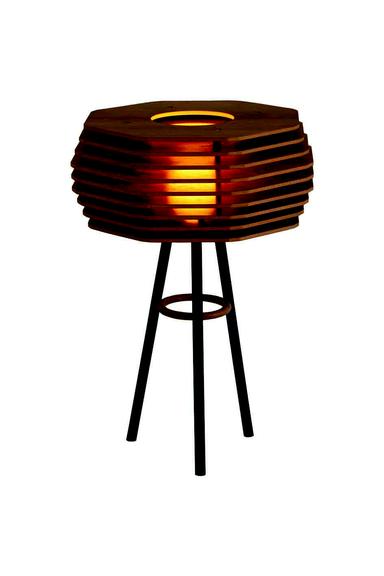 Luminária de mesa com estrutura de inox e argola de madeira SCHUSTER 55 3541-1399 [moveisschuster. com.br]