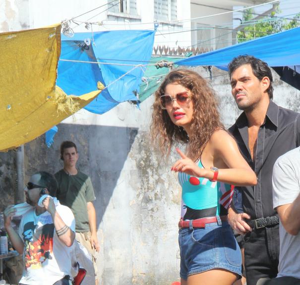 Sophie Charlotte e Juliano Cazarré filmam no Pará