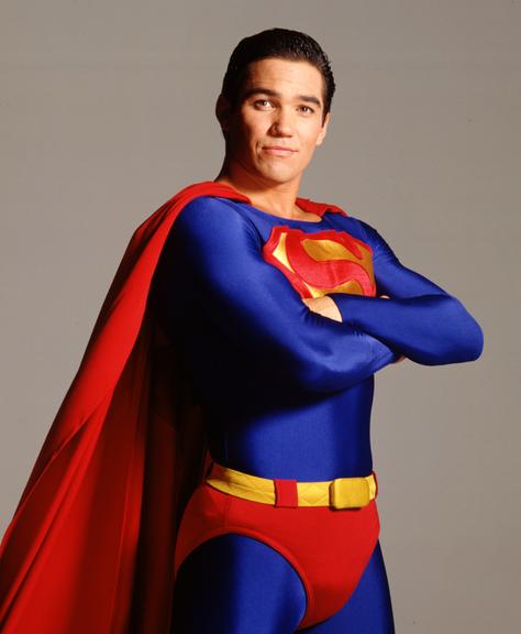 Dean Cain estrelou a série Lois e Clark: As Novas Aventuras de Superman entre 1992 e 1997