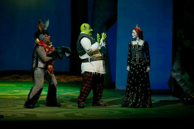 Cena de 'Shrek - o Musical'