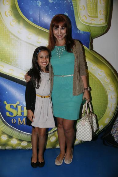 Simone Soares com a filha