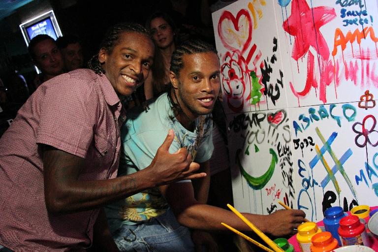 Ronaldinho Gaúcho e seu amigo, Jô