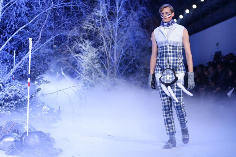Grife Moncler Gamme Bleu na Semana de Moda Masculina de Milão