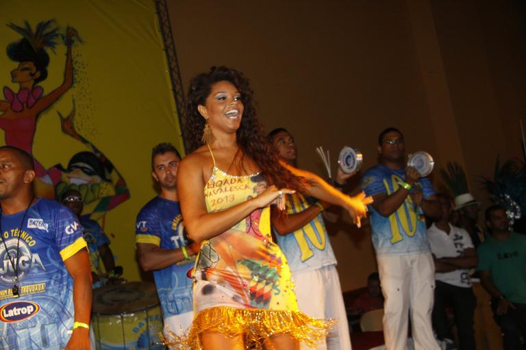 Juliana Alves na feijoada pré-carnavalesca da Unidos da Tijuca