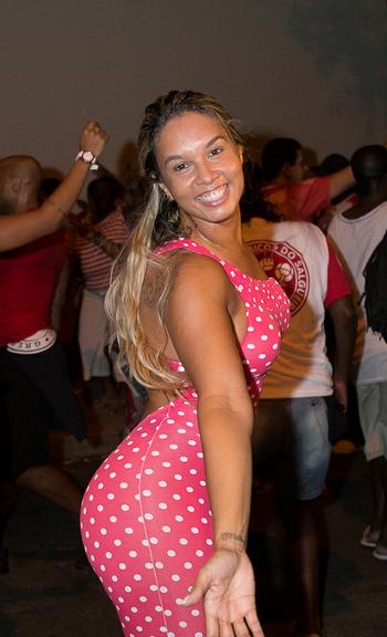 Milena Nogueira, mulher de Diogo Nogueira