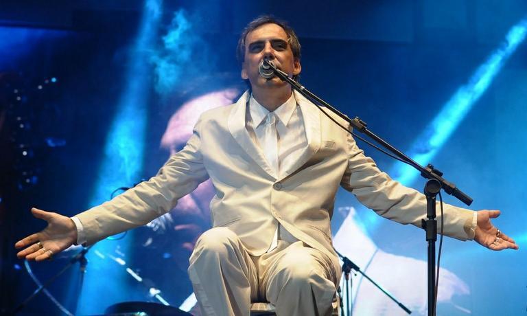 Arnaldo Antunes canta no aniversário de São Paulo