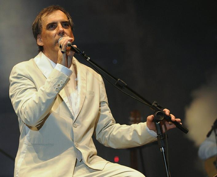 Arnaldo Antunes canta no aniversário de São Paulo