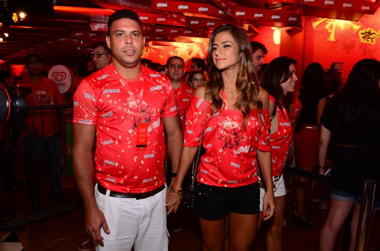 Ronaldo e a namorada Paula Morais