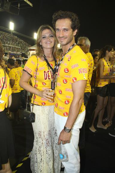 Paulo Rocha com a namorada Juliana Pereira