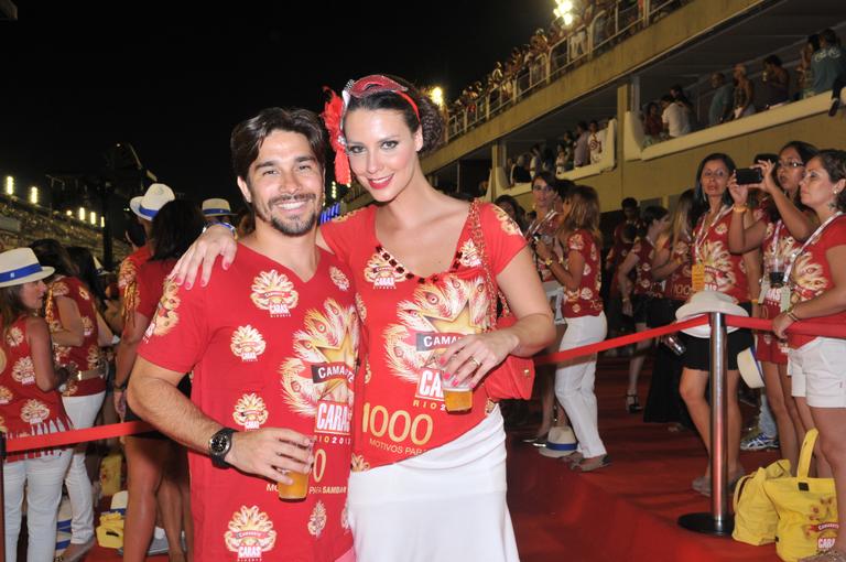 Camila Rodrigues e Roberto Costa