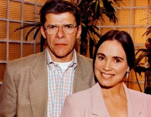 Regina Duarte	foi Helena Soares em 'História de Amor'