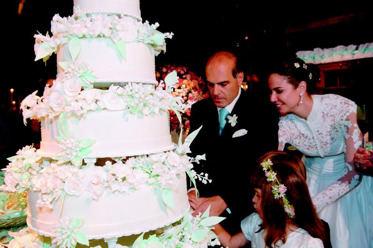 img-527771-bolo-de-casamento-dos-famosos