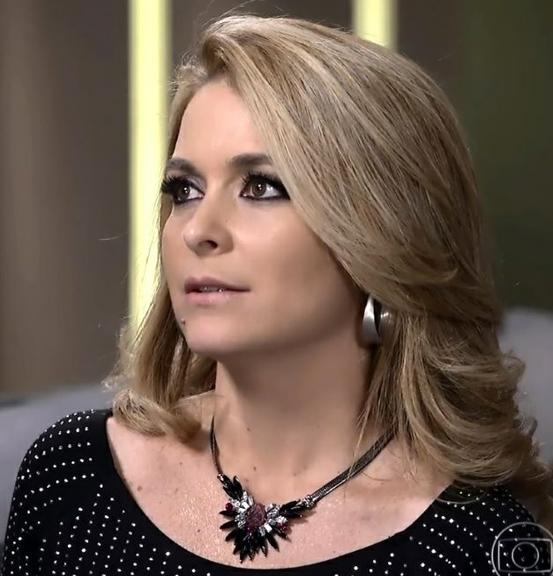 30 colares de Pamela Parker, personagem de Claudia Abreu em Geração Brasil