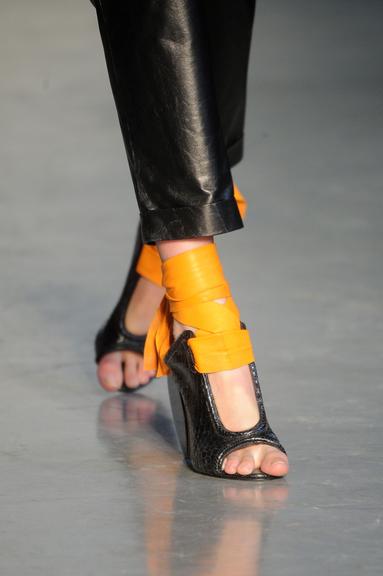 Sapatos Fashion Week 04-11
