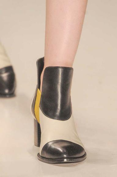 Sapatos Fashion Week 06-11