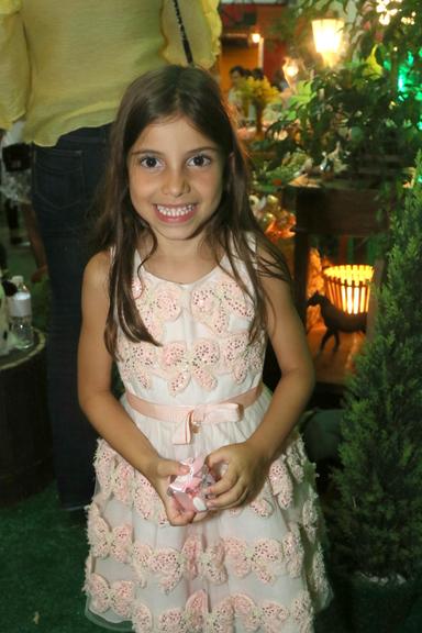 Edu Guedes faz festa de aniversário para a filha, Maria Eduarda