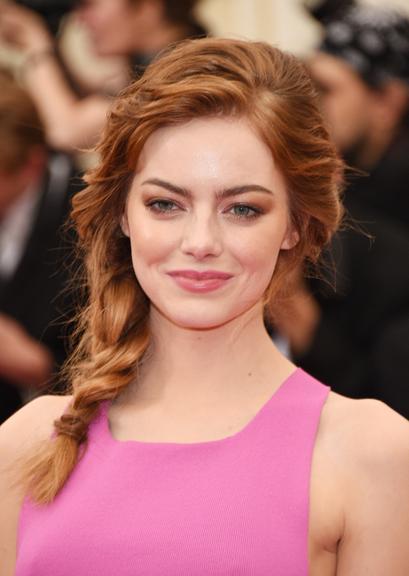 Emma Stone: Inspire-se nos penteados da atriz 