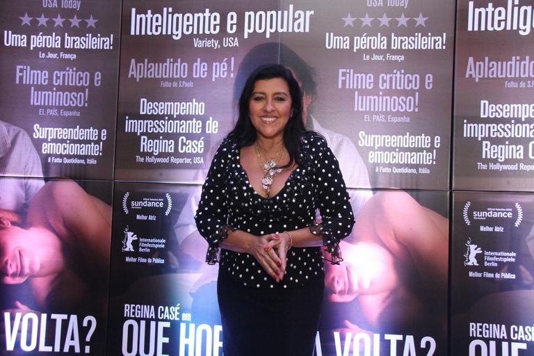 Regina Casé recebe famosos em pré-estreia de 'Que Horas Ela Volta?'