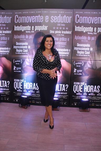Regina Casé recebe famosos em pré-estreia de 'Que Horas Ela Volta?'
