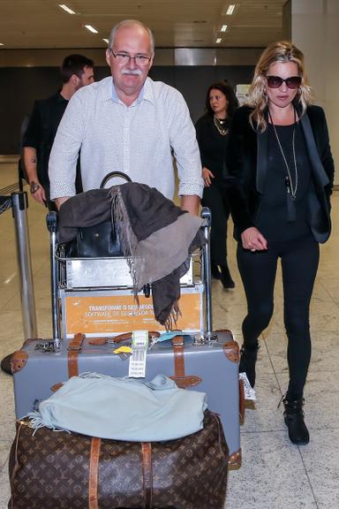 Kate Moss e Ricardo Tisci desembarcam em São Paulo