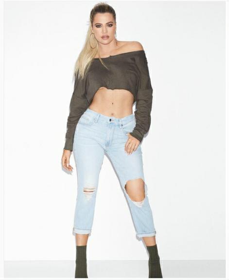 Khlóe e Kylie são fãs de calça jeans cigarrete