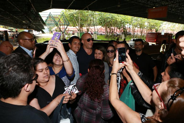 Vin Diesel chega ao Brasil