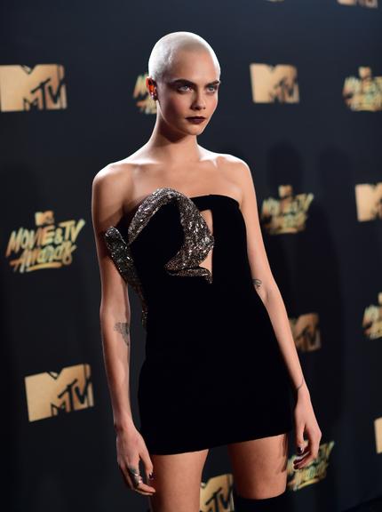 Os looks dos famosos no MTV Movie & TV Awards 2017