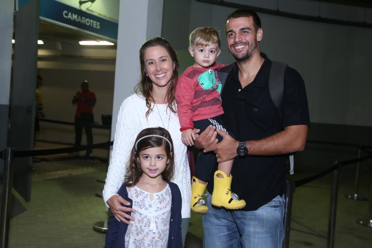Dani Monteiro e a família