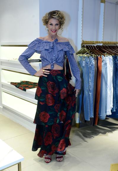 Ana Hickmann inaugura nova loja em São Paulo