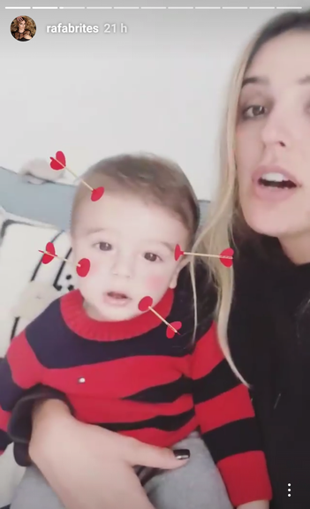 Rafa Brites celebra semelhança com o filho de 6 meses