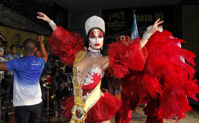 Sabrina Sato é coroada Rainha do Glan Gay 2018