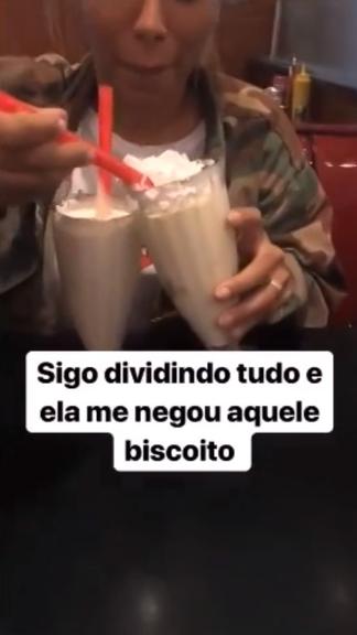 Anitta devora combo de fast food em jantar com Thiago Magalhães