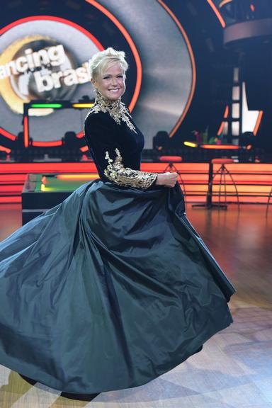 Xuxa Meneghel comanda o Dancing Brasil na Record TV