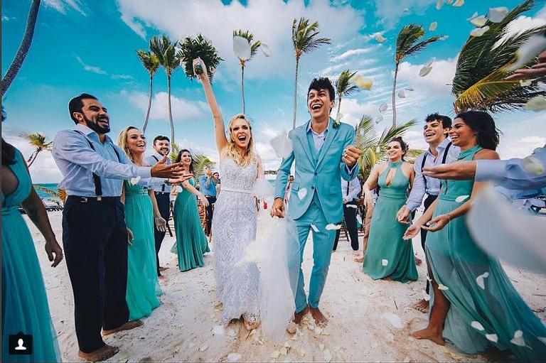 Júlio Cocielo e Tatá Estanieck  se casam em Punta Cana
