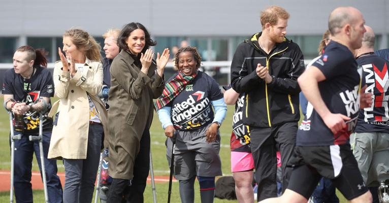  Meghan Markle e Príncipe Harry participam de evento esportivo