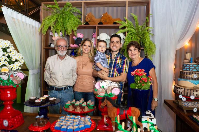 Maria Cecília e Rodolfo comemoram o 1º aniversário do filho, Pedro